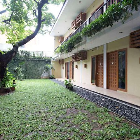 Reddoorz Plus Near Cilandak Town Square 2 Jakarta Exterior foto