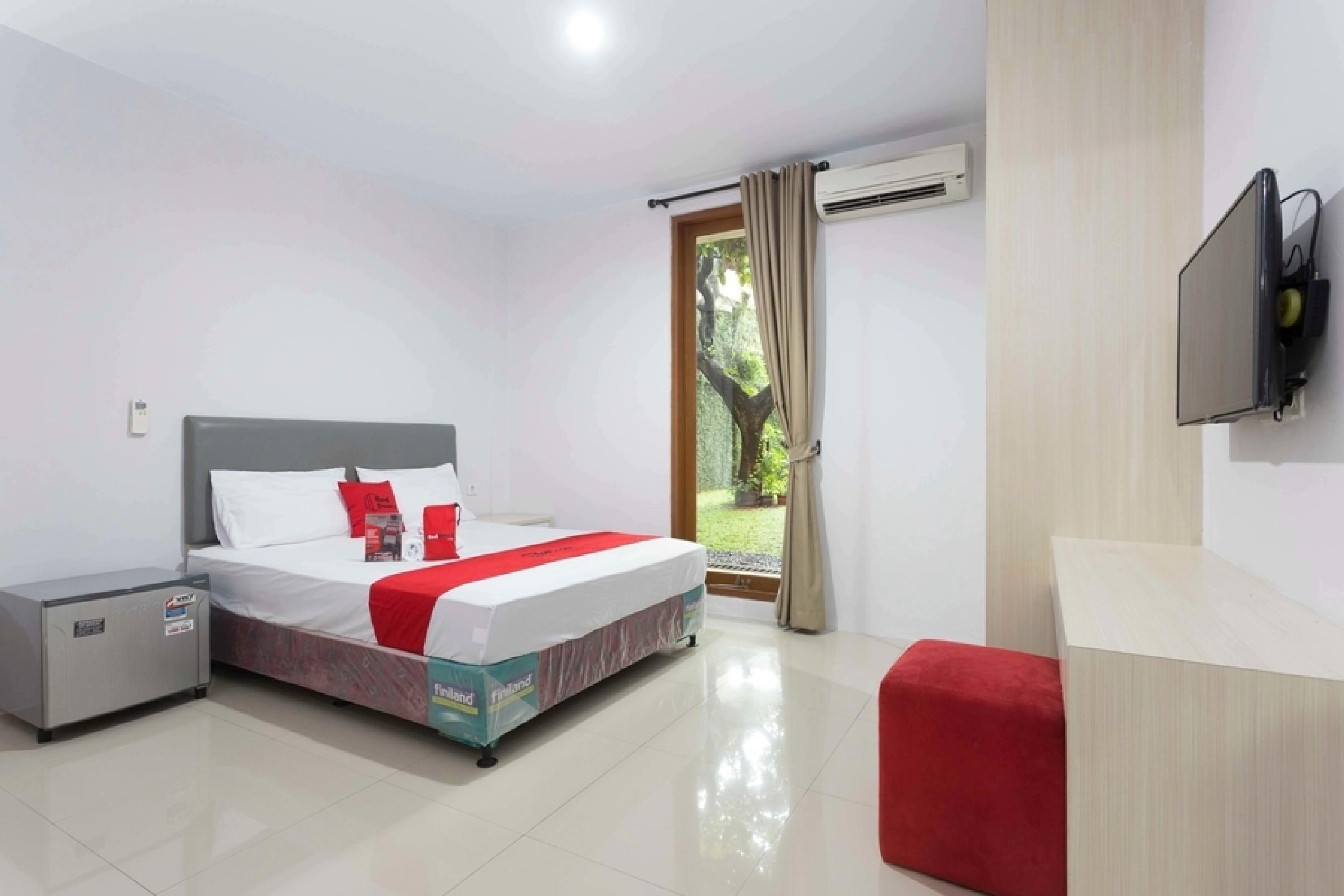 Reddoorz Plus Near Cilandak Town Square 2 Jakarta Exterior foto